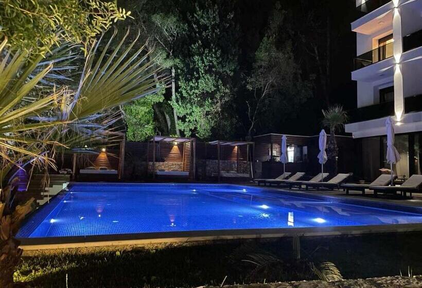 هتل Pino Boutique