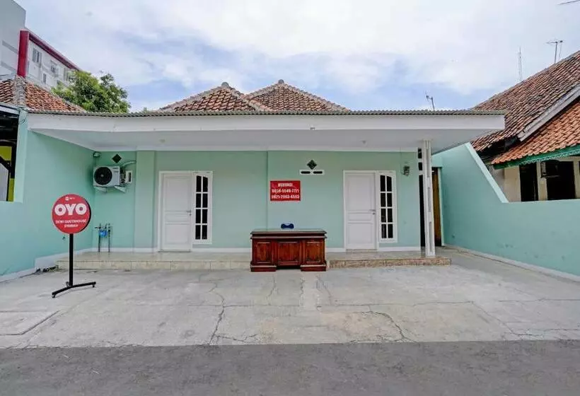 Hotelli Siliwangi Guest House Syariah Redpartner