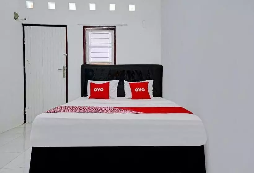 Hotelli Siliwangi Guest House Syariah Redpartner