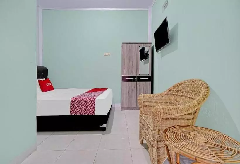 Hotelli Siliwangi Guest House Syariah Redpartner