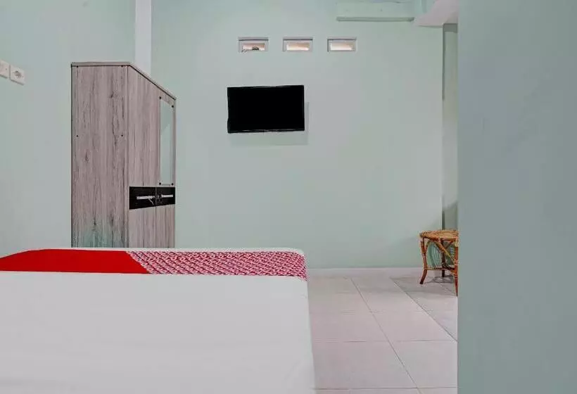 Hotelli Siliwangi Guest House Syariah Redpartner