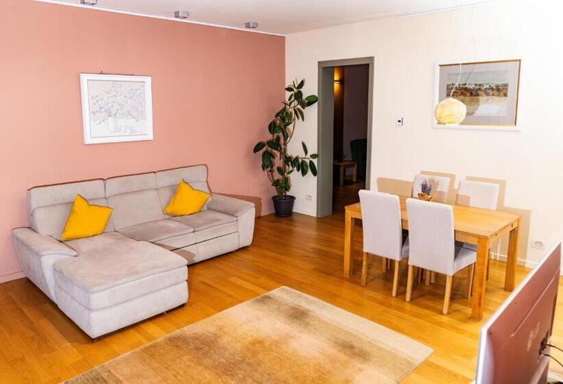 펜션 Harmonia Mundi