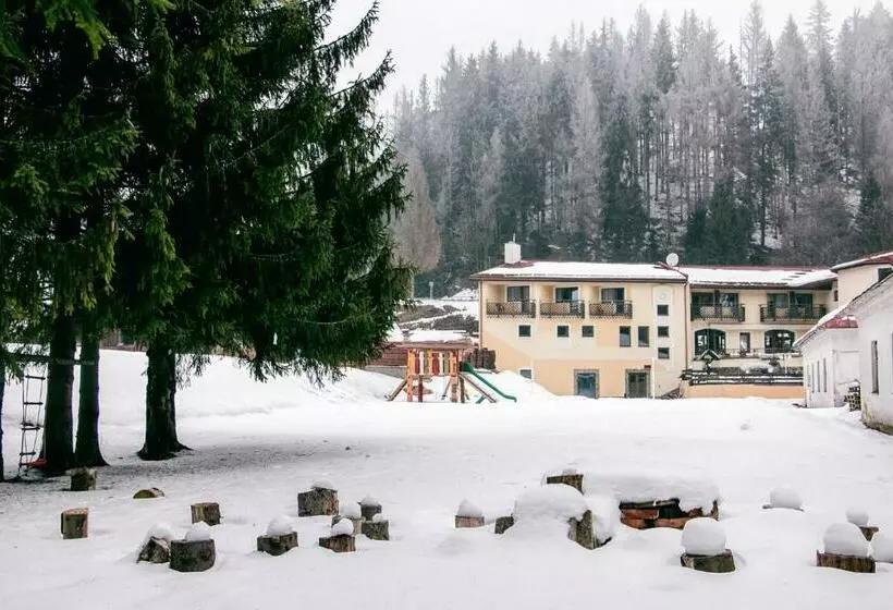 Majatalo Penzión Salamander