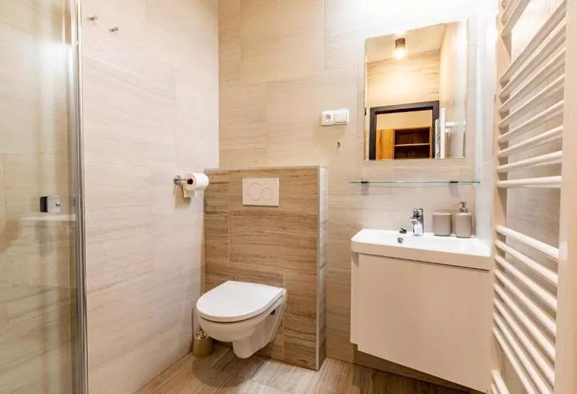 Majatalo Penzion Kormorán