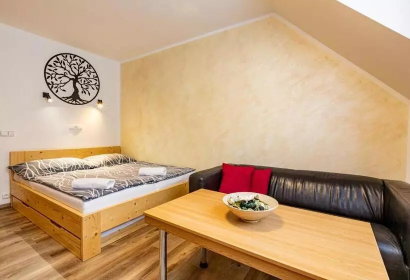 Majatalo Penzion Kormorán