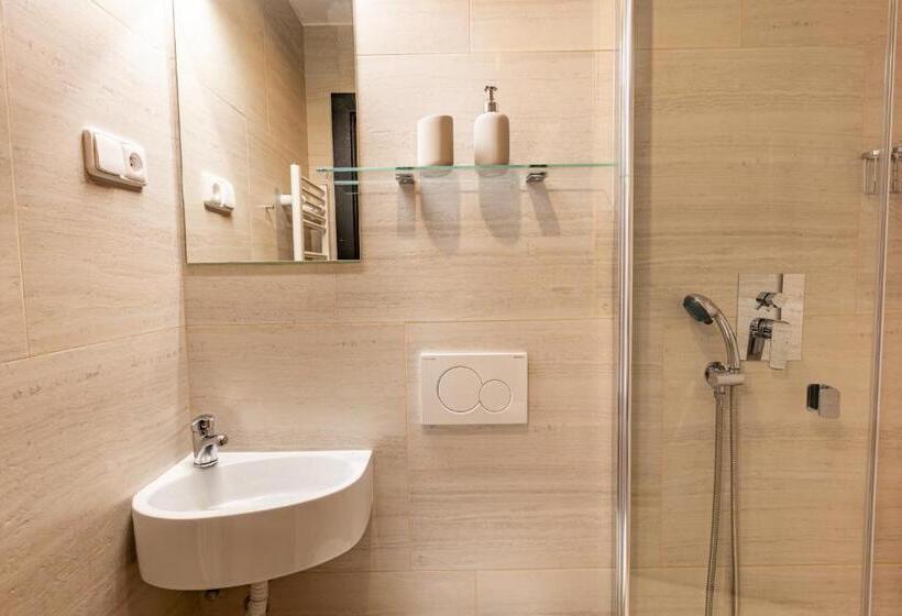 פנסיון Penzion Kormorán