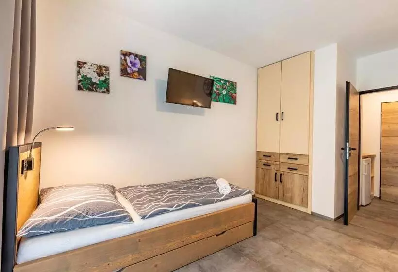 Majatalo Penzion Kormorán