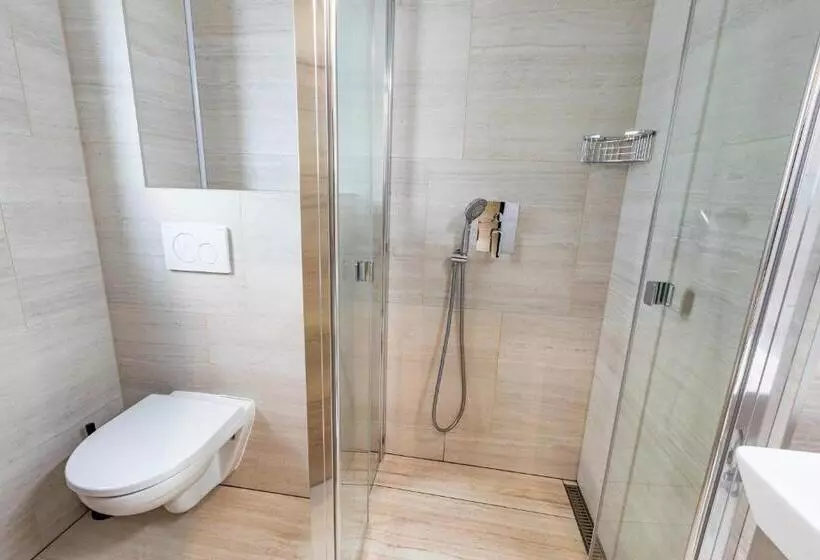 Majatalo Penzion Kormorán