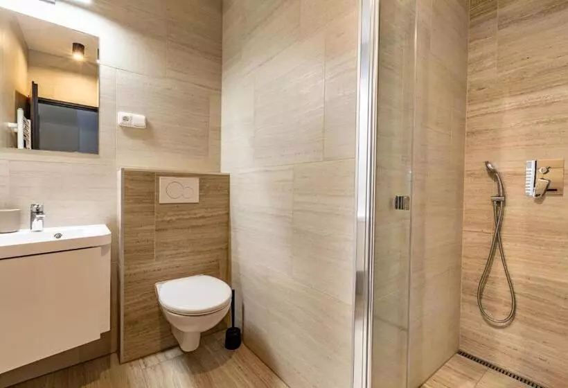 Majatalo Penzion Kormorán