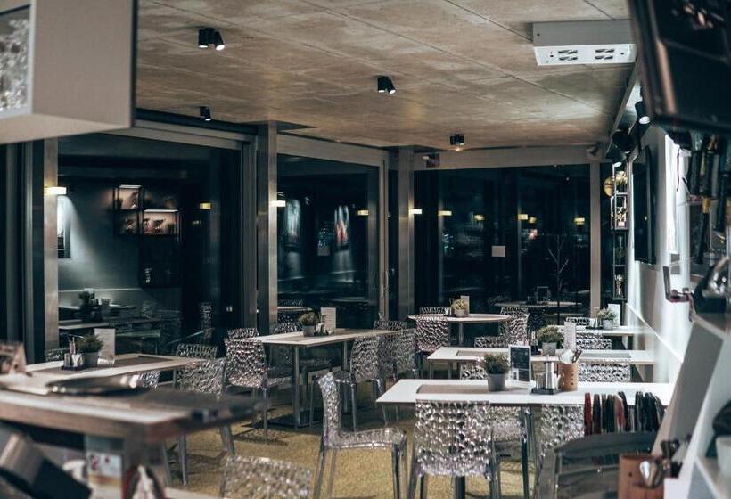 Pensão Tennishill Havířov