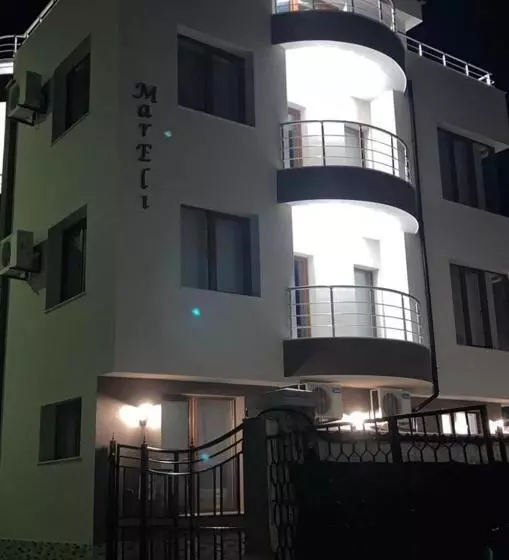ペンション Villa Mareli