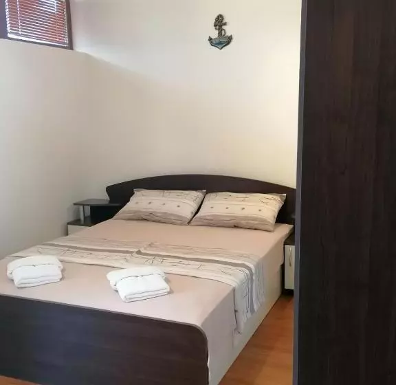 ペンション Villa Mareli
