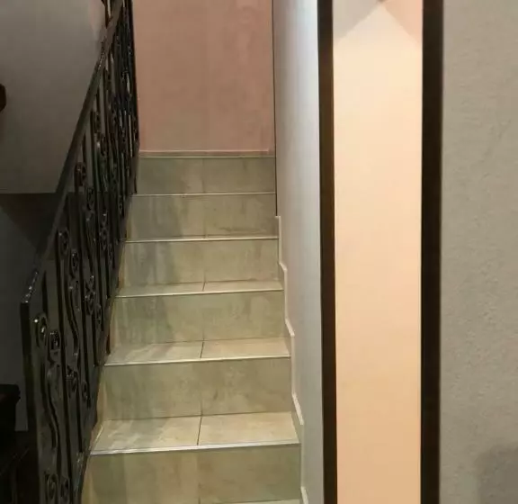 ペンション Zatishok Guest House