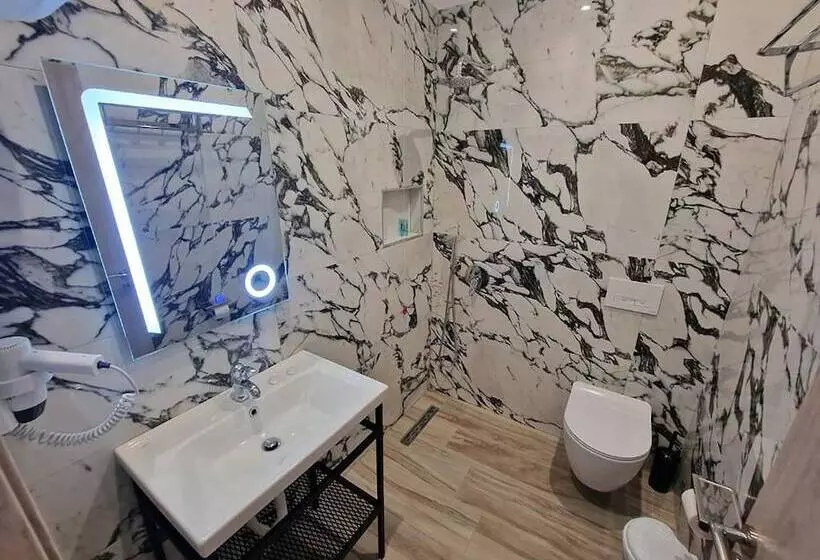 ホテル Joanna Suites