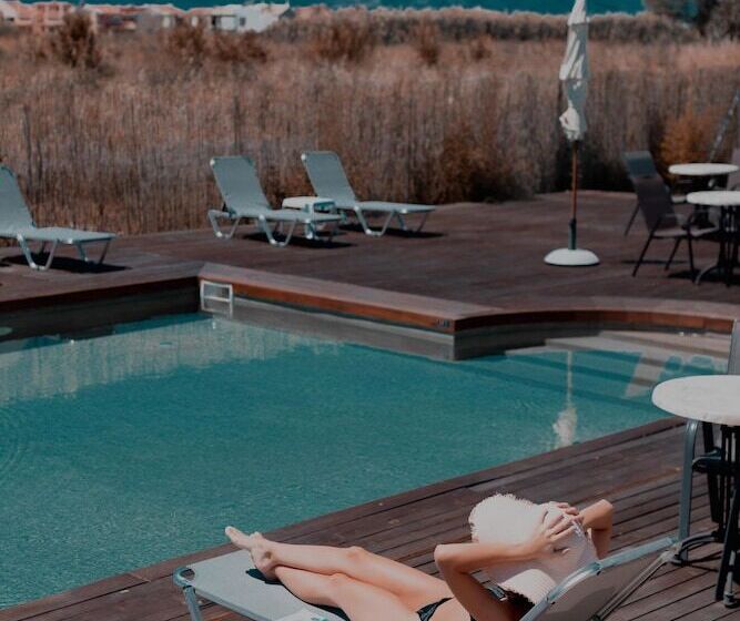 בית מלון כפרי Palacio Del Sol Luxury Apartments