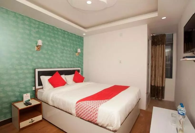 هتل R Valley View And Family Restaurant Pvt Ltd