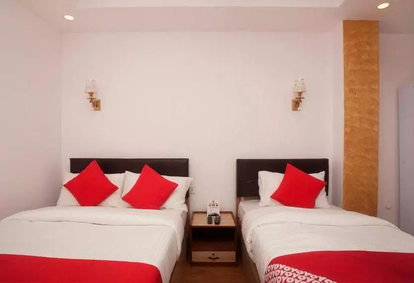 هتل R Valley View And Family Restaurant Pvt Ltd