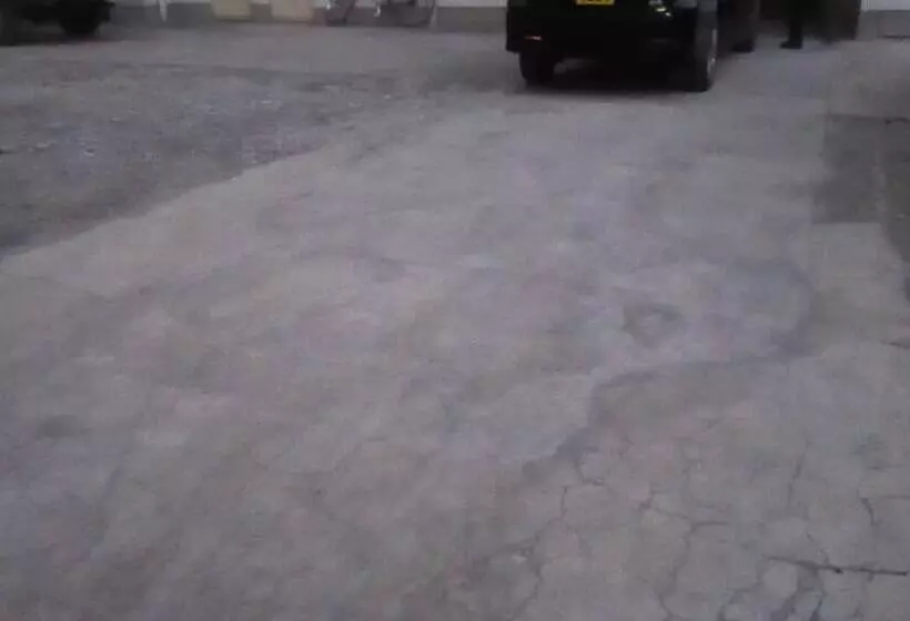هتل Haqy Guest House