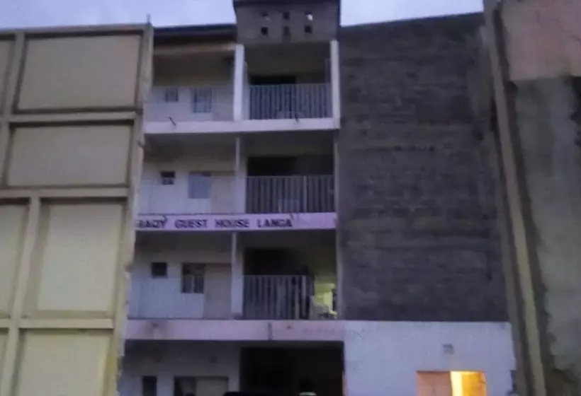 هتل Haqy Guest House