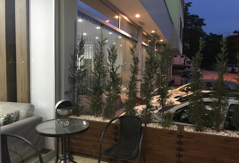 בית מלון כפרי Hande