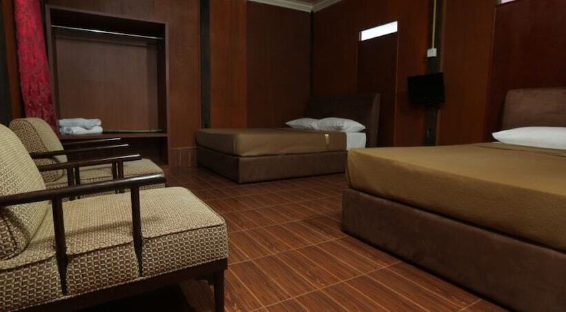 فندق Homestay Kampung Paya Guring By Oyo Rooms