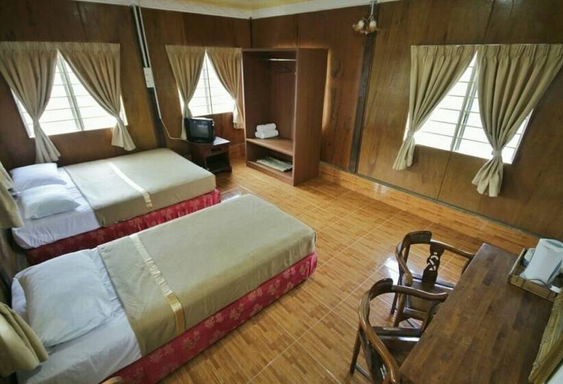 فندق Homestay Kampung Paya Guring By Oyo Rooms