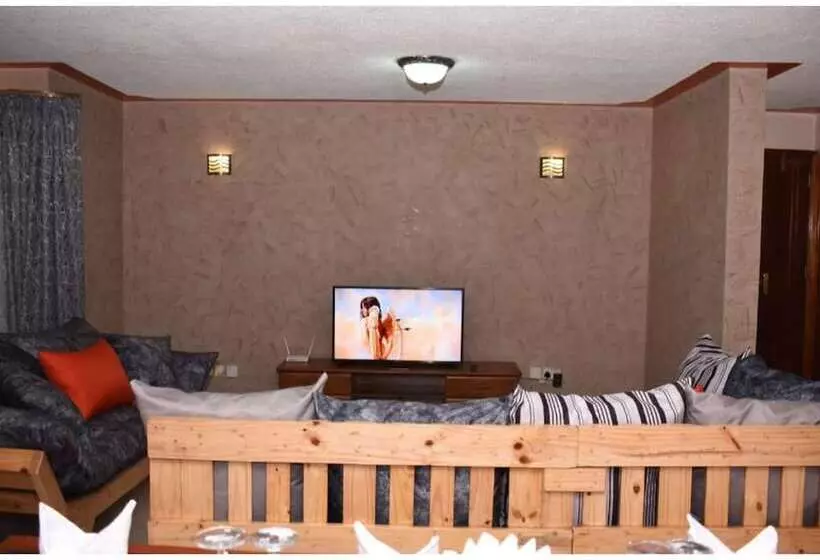 هتل Ishi Apartment
