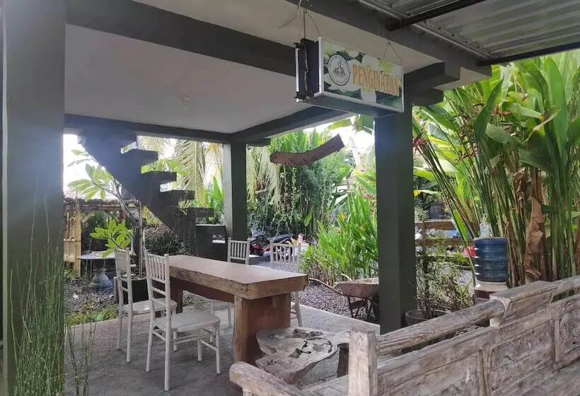 ホテル Oyo 90547 Pondok Saren Anyar