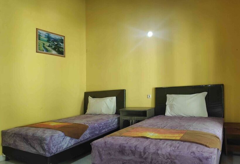 호텔 Oyo 90547 Pondok Saren Anyar