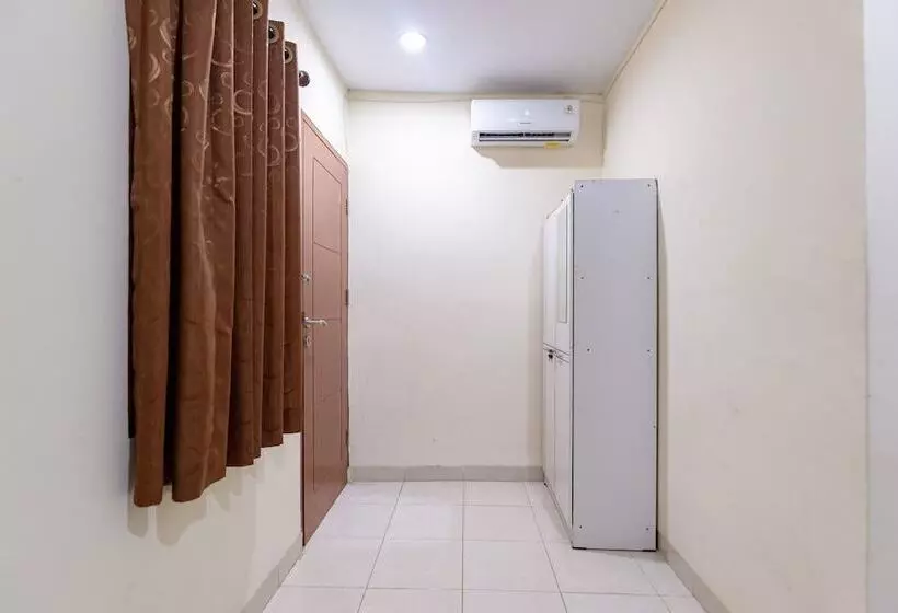 Hotelli Reddoorz @ Medan Johor 2