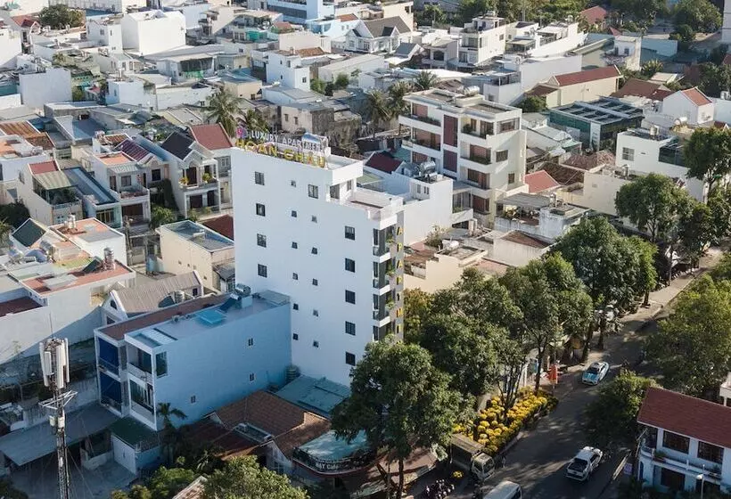 Hoàn Châu Luxury Hotel & Apartment