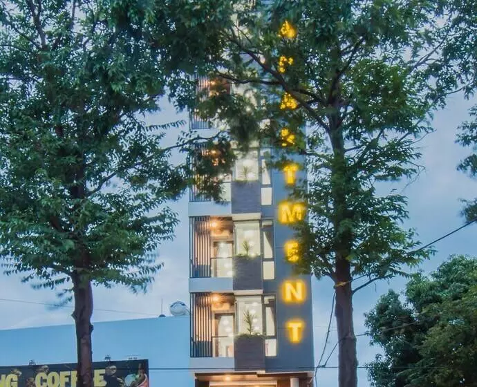 Hoàn Châu Luxury Hotel & Apartment