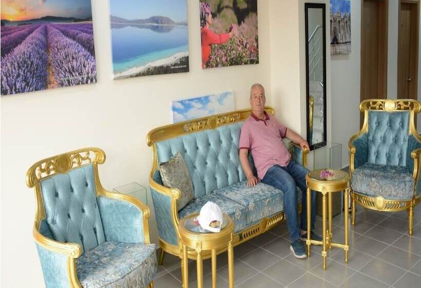 فندق Lavanta Villa