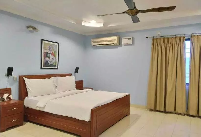 ホテル The Tanay's Dibrugarh Residency