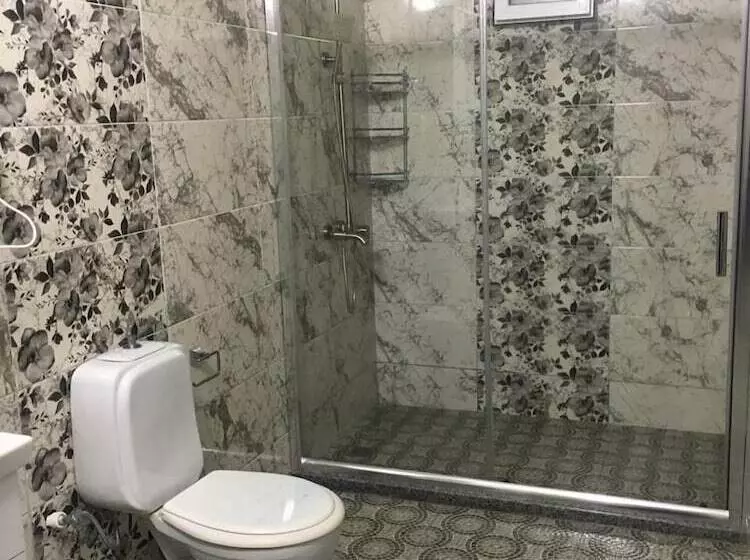 هتل Guest House Lazuri