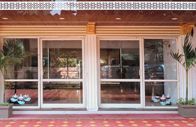 Hotel Nilaya Nest Away