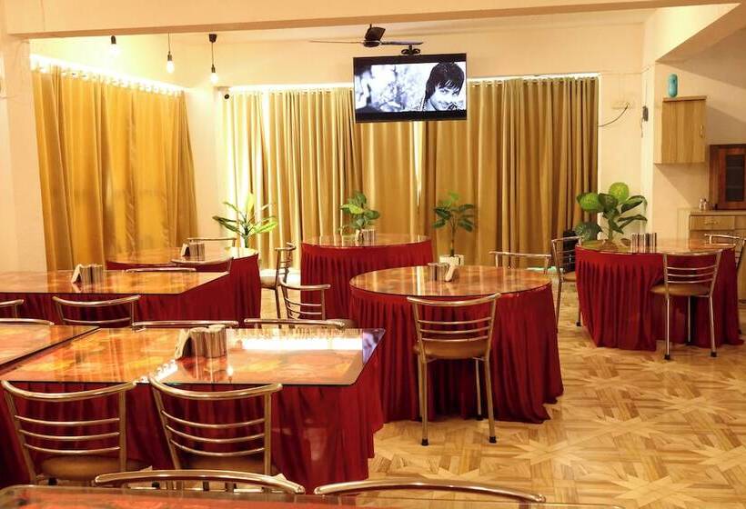 Hotel Nilaya Nest Away