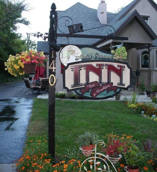 Amid Summer's Inn Bed And Breakfast