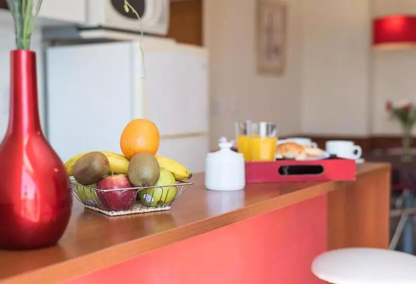 Apart Hotel Independencia   Luz Y Fuerza Patagonia