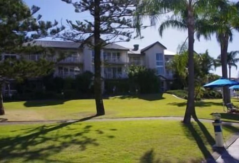 Bayview Bay Apartments & Marina