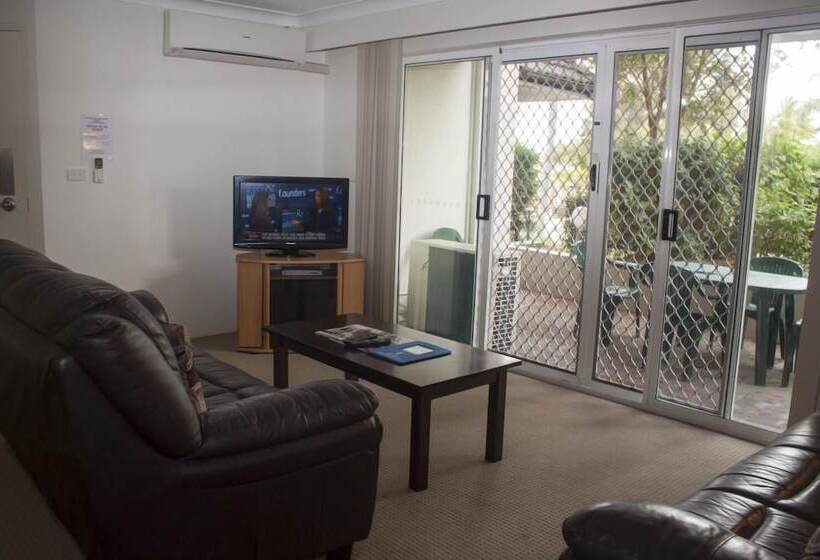 Bayview Bay Apartments & Marina