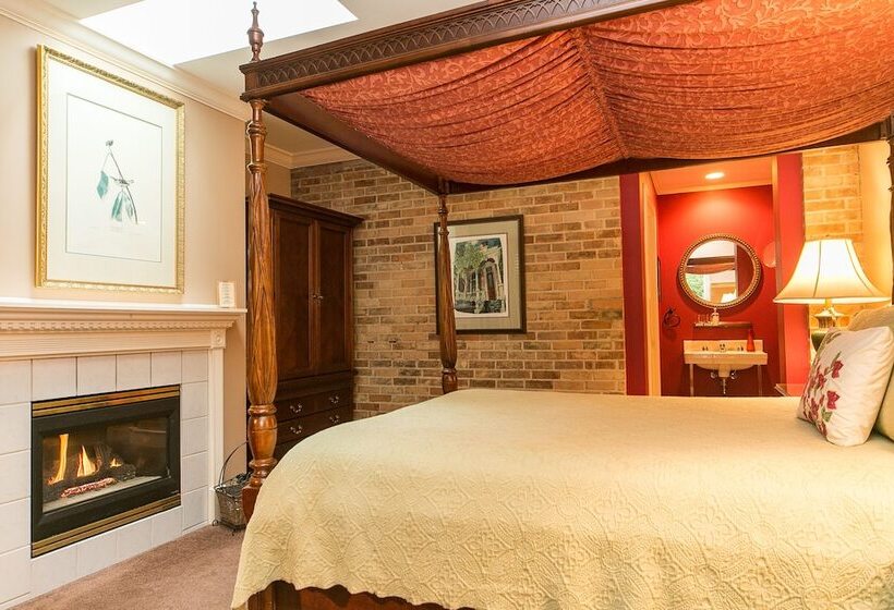 مبيت وإفطار Hidden Garden Cottages & Suites