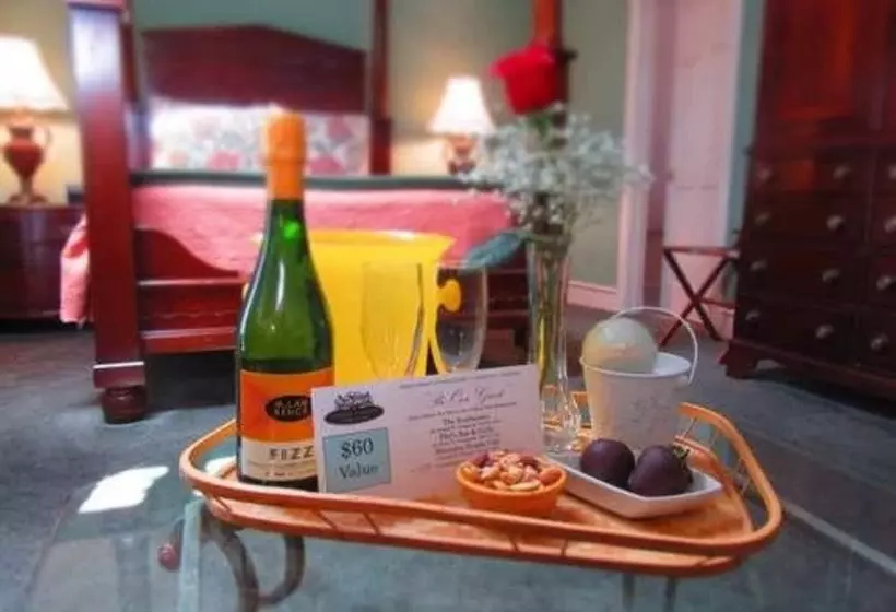 민박 Hidden Garden Cottages & Suites