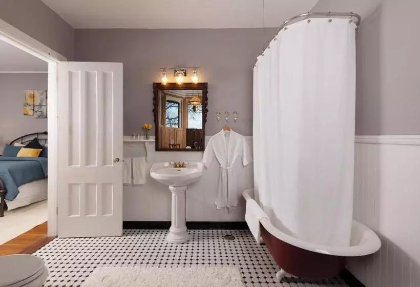 住宿加早餐  Rosemont Inn