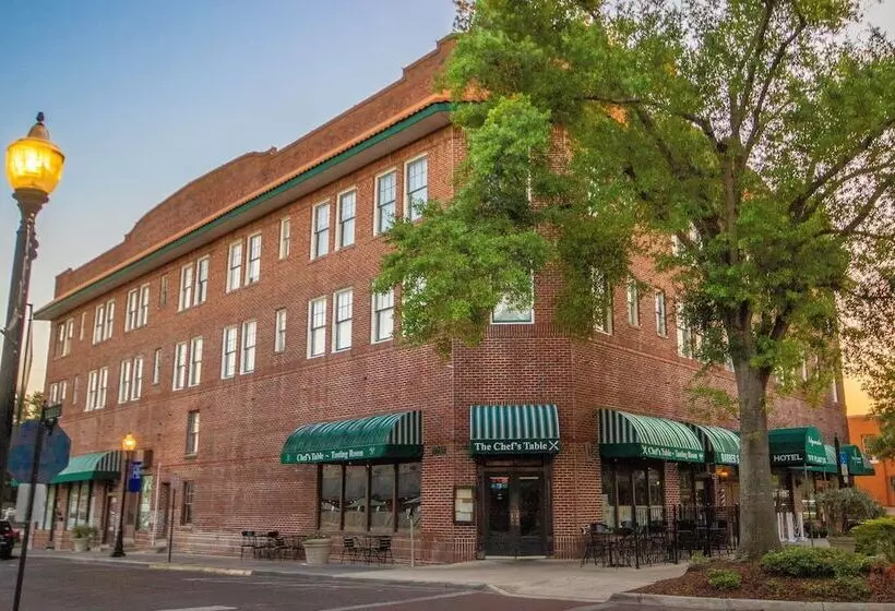 Bed and Breakfast Edgewater