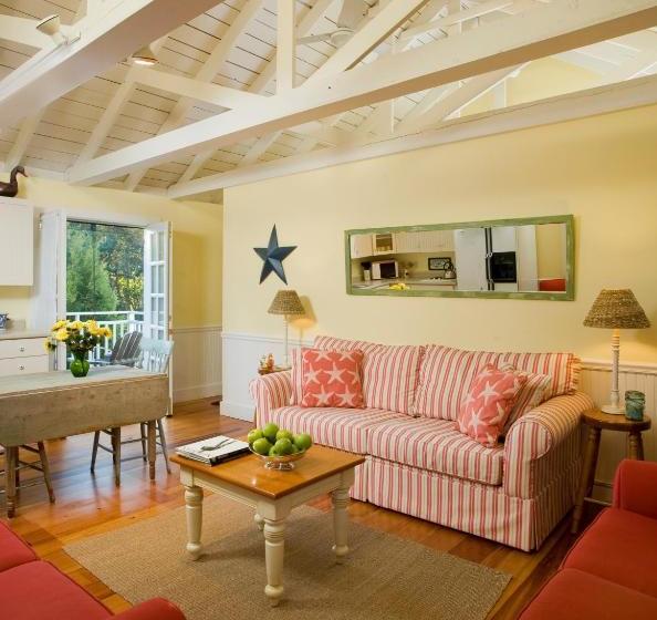 Aamiaismajoitus (B&B) The Harbour Cottage Inn