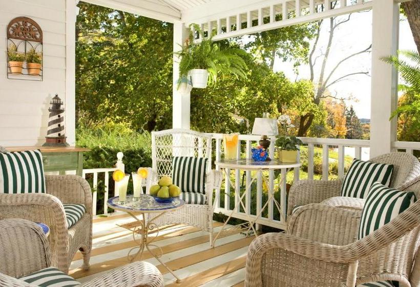 Aamiaismajoitus (B&B) The Harbour Cottage Inn