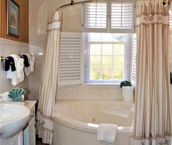 Casa De Solana Bed And Breakfast