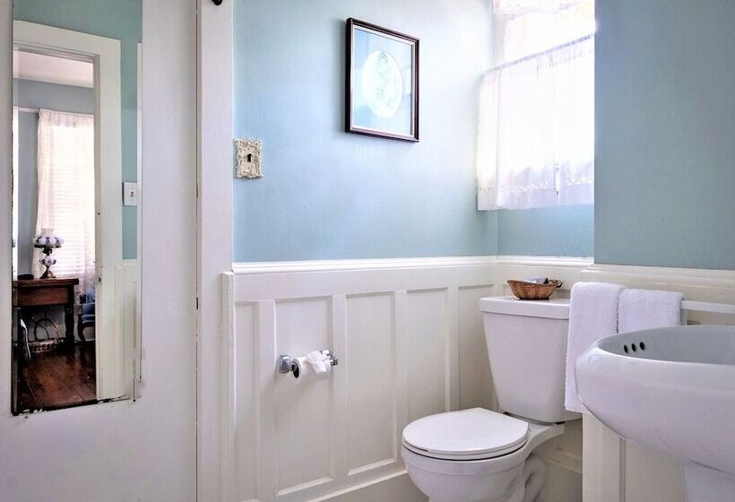 Casa De Solana Bed And Breakfast