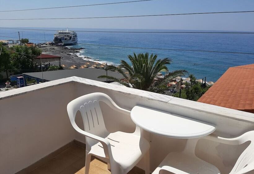 فندق Agia Roumeli